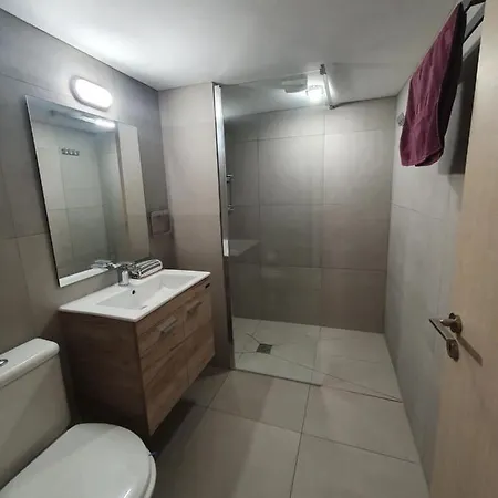 Sunorama Waterfront Daire Larnaca